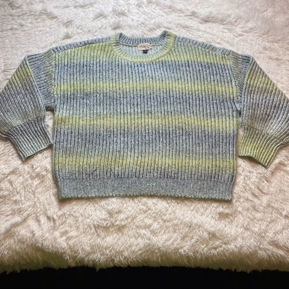 Universal Thread Goods Co Crew Neck Bulky Pullover Sweater